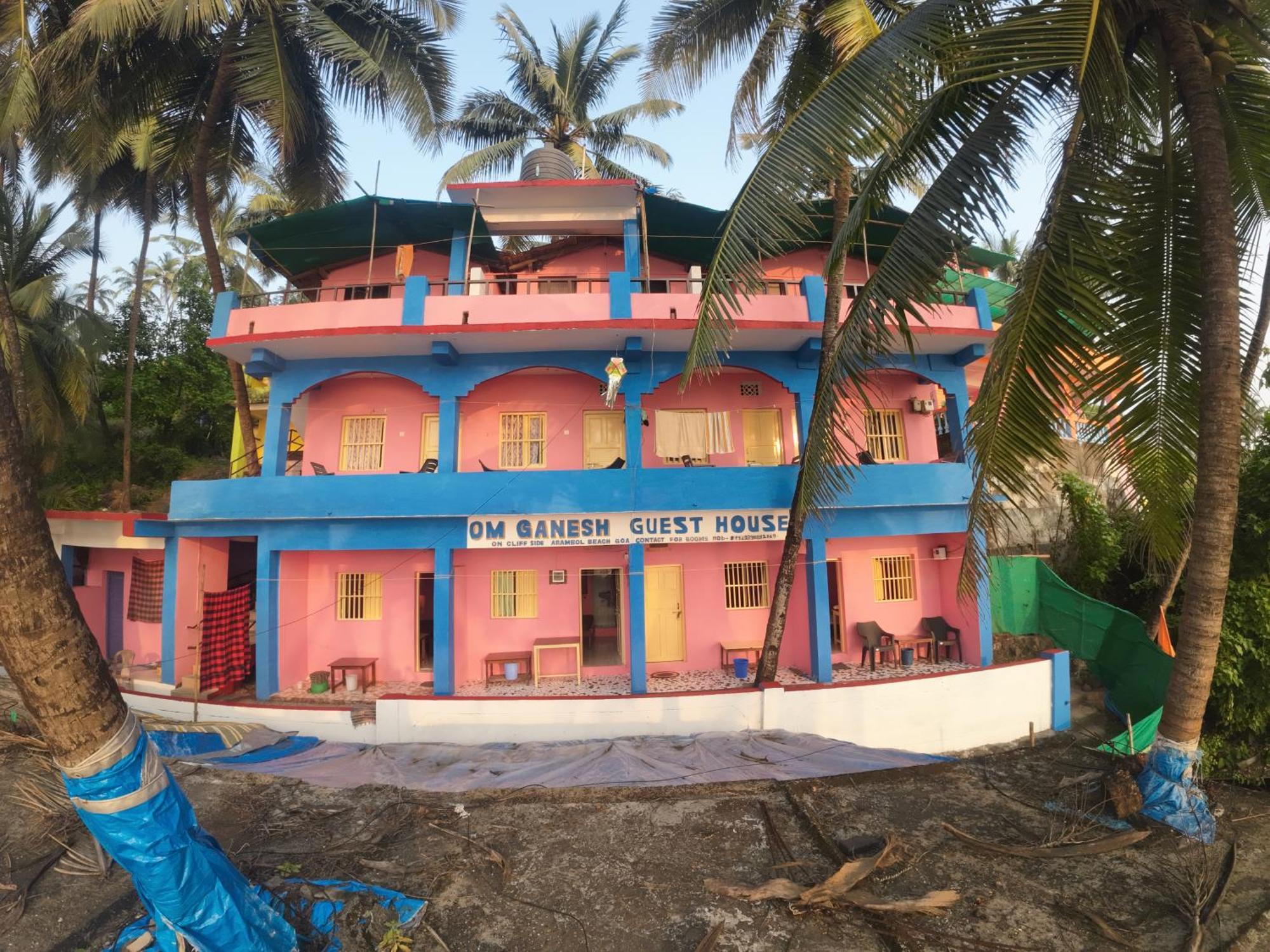 Om Ganesh Guest House Cliffside Arambol Exterior photo