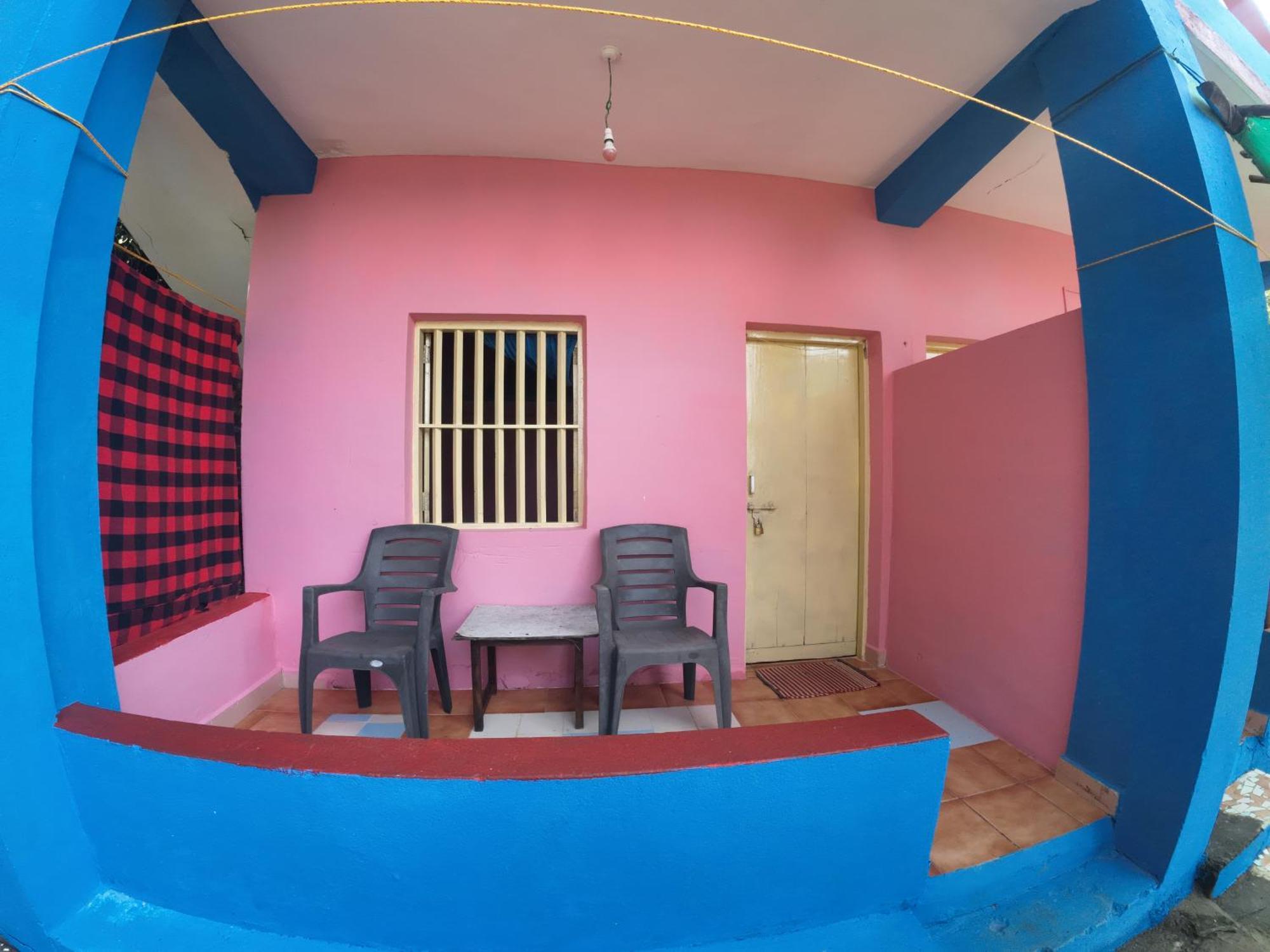 Om Ganesh Guest House Cliffside Arambol Exterior photo